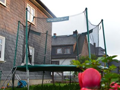 Garten mit Trampolin