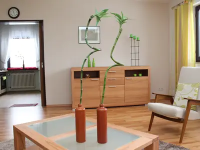 Wohnzimmer, Blick in die Küche