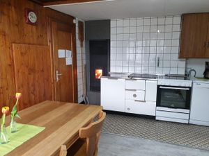 Küche mit Kamin