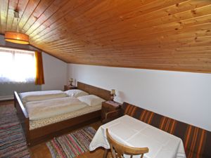 23839123-Ferienwohnung-4-Schwaz-300x225-5