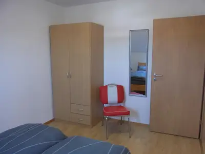 Schlafzimmer 2