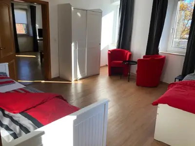 Schlafzimmer 1
