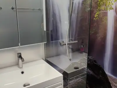 Bad mit Regendusche
