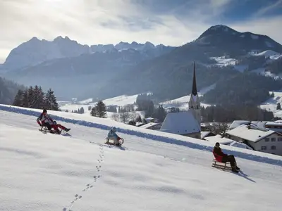 Schlittenfahren in Schwendt im Kaiserwinkl