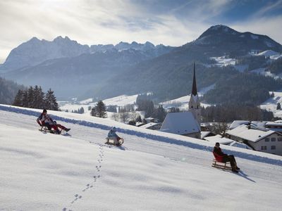 Schlittenfahren in Schwendt im Kaiserwinkl