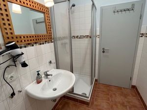 23560833-Ferienwohnung-2-Schwerin-300x225-0