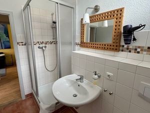 23560845-Ferienwohnung-4-Schwerin-300x225-4