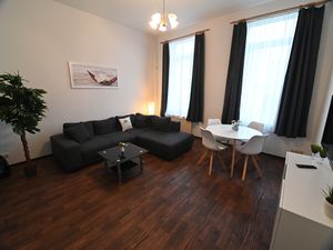 19175078-Ferienwohnung-4-Schwerin-300x225-1