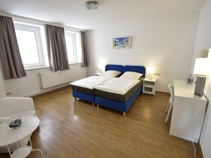 19175076-Ferienwohnung-6-Schwerin-300x225-3