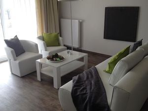 23303382-Ferienwohnung-4-Schwerin-300x225-2