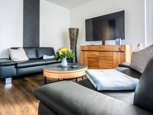 23974021-Ferienwohnung-4-Schwerin-300x225-4