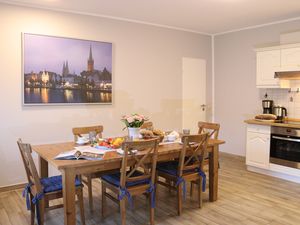 23296552-Ferienwohnung-6-Schwienkuhl-300x225-2