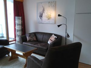 6940360-Ferienwohnung-4-Scuol-300x225-2