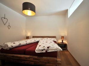 23145049-Ferienwohnung-2-Scuol-300x225-5