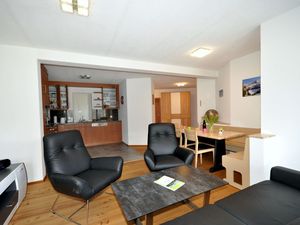 23101511-Ferienwohnung-5-Scuol-300x225-5