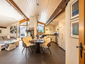 22767645-Ferienwohnung-4-Scuol-300x225-2