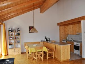 17801421-Ferienwohnung-4-Scuol-300x225-2