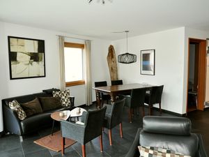 17801433-Ferienwohnung-4-Scuol-300x225-4