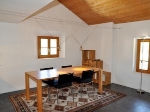 17801406-Ferienwohnung-4-Scuol-300x225-3