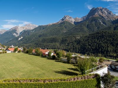 Blick vom Balkon Richtung Pradella / Sur En