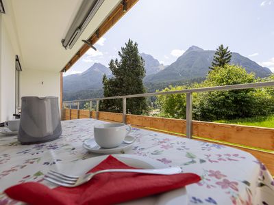 Südbalkon mit Aussicht