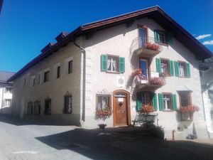 Ferienwohnung für 2 Personen in Scuol