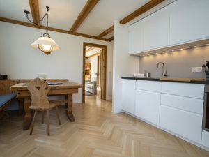 23857541-Ferienwohnung-4-Scuol-300x225-5