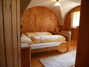 18369642-Ferienwohnung-4-Scuol-300x225-2