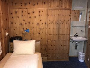 18369626-Ferienwohnung-1-Scuol-300x225-4