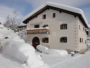 18369237-Ferienwohnung-5-Scuol-300x225-1