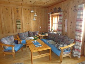 18369237-Ferienwohnung-5-Scuol-300x225-4