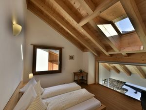 19049134-Ferienwohnung-6-Scuol-300x225-4