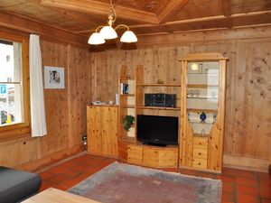 17636173-Ferienwohnung-6-Scuol-300x225-1