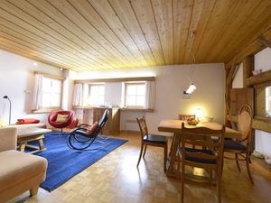 23854192-Ferienwohnung-4-Scuol-300x225-1