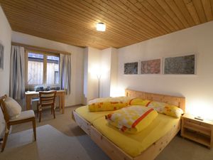 23854192-Ferienwohnung-4-Scuol-300x225-5