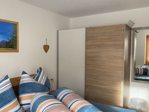 23836420-Ferienwohnung-2-Scuol-300x225-4