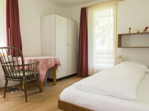 23854204-Ferienwohnung-4-Scuol-300x225-5