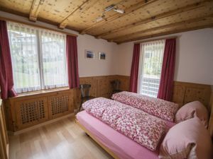 23856164-Ferienwohnung-4-Scuol-300x225-4