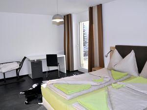 18390016-Ferienwohnung-2-Scuol-300x225-2