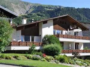 23187943-Ferienwohnung-2-Sedrun-300x225-0