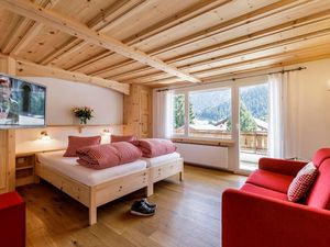 23704516-Ferienwohnung-3-Sedrun-300x225-3