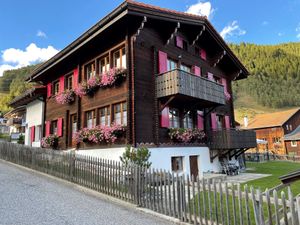 Ferienwohnung für 6 Personen (82 m²) in Sedrun