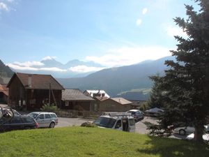 23845590-Ferienwohnung-5-Sedrun-300x225-4