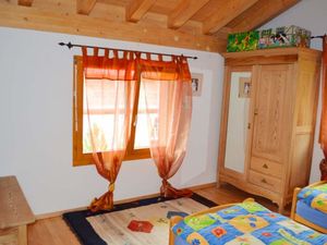 23845223-Ferienwohnung-6-Sedrun-300x225-2