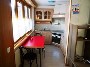 18369233-Ferienwohnung-4-Sedrun-300x225-4