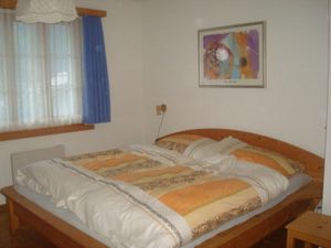 18369377-Ferienwohnung-4-Sedrun-300x225-5