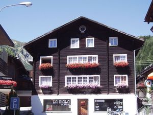 18369216-Ferienwohnung-4-Sedrun-300x225-0