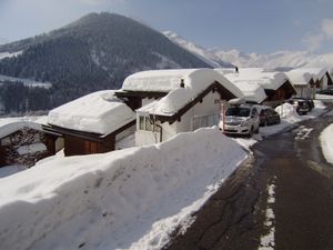 18369410-Ferienwohnung-6-Sedrun-300x225-4