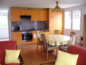 18369393-Ferienwohnung-6-Sedrun-300x225-4