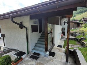 23680172-Ferienwohnung-4-Sedrun-300x225-3